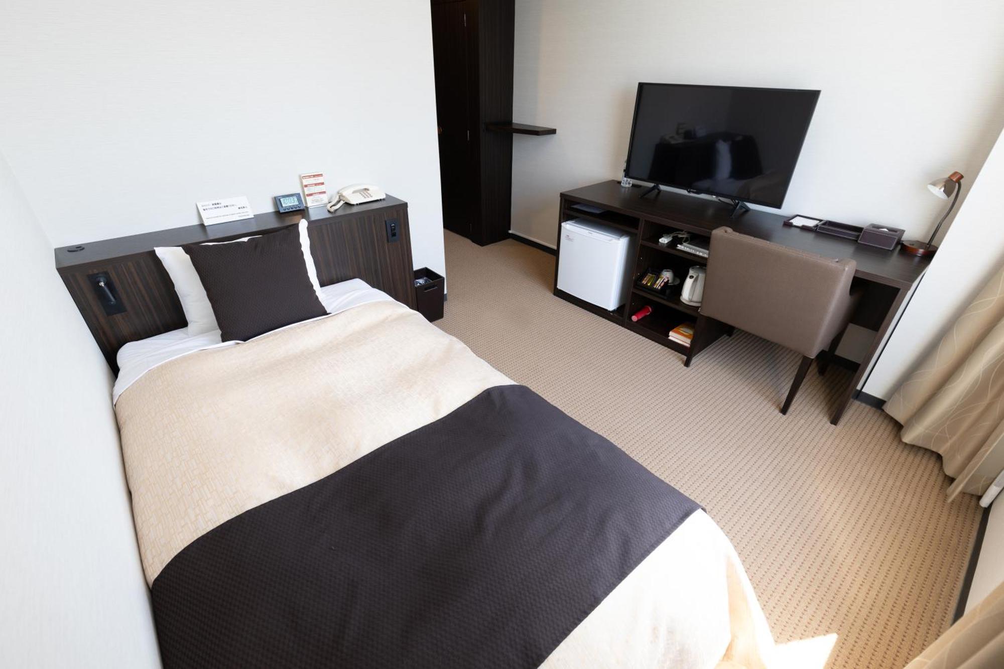 The Italia Ken Hotel Niigata Exterior foto